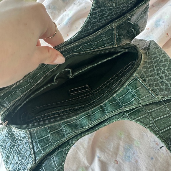 VINTAGE ROSETTI HANDBAG - Picture 4 of 5